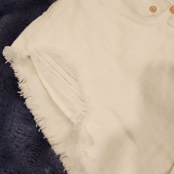 White button fly Free People jean shorts size 27! - Picture 6 of 13
